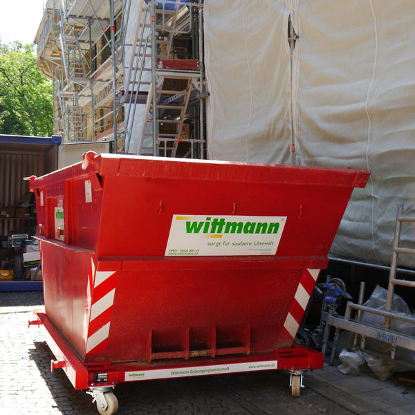 beweglicher Absetzcontainer der Wittmann Entsorgungswirtschaft